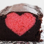 Chocoladecake met roze hart