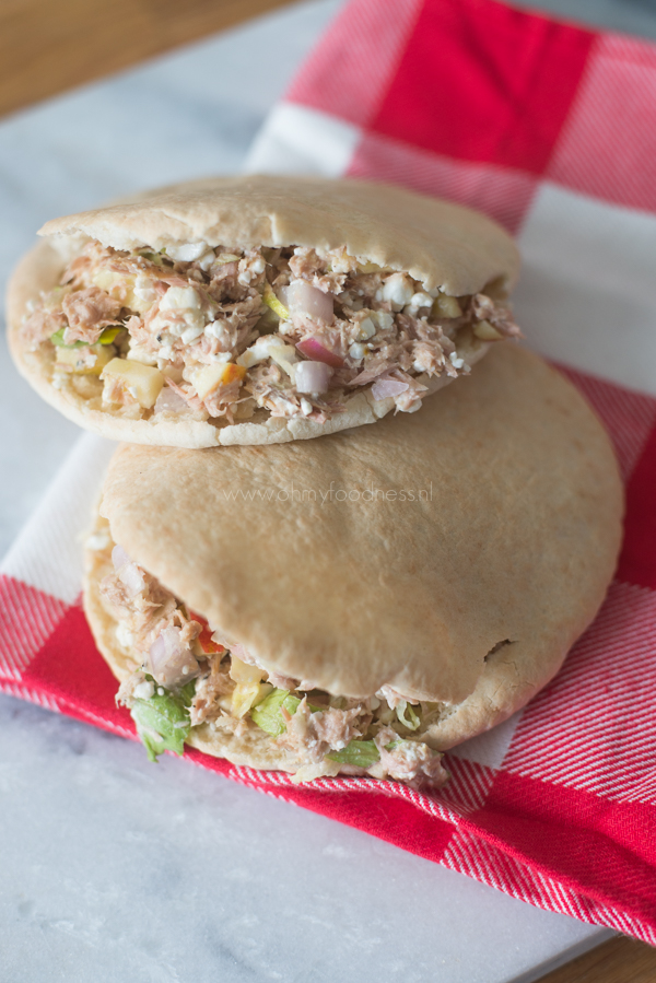 Pita met Huttenkase-tonijnsalade