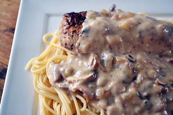 spaghetti met kip in champignonsaus 