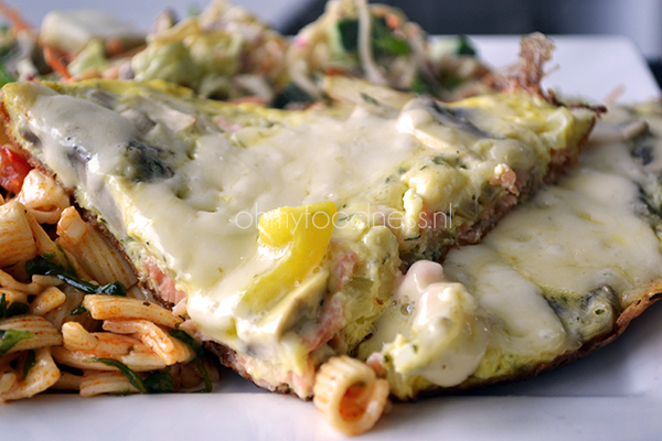 gevulde omelet met gerookte zalm 