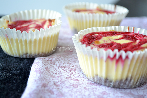 mini frambozen cheesecakes 