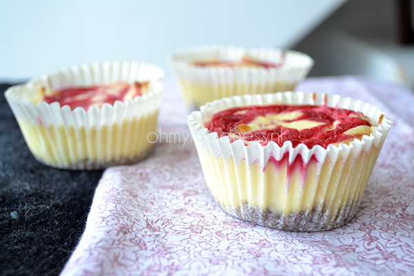 mini frambozen cheesecakes 