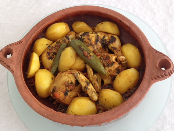 tajine met kip en aardappels