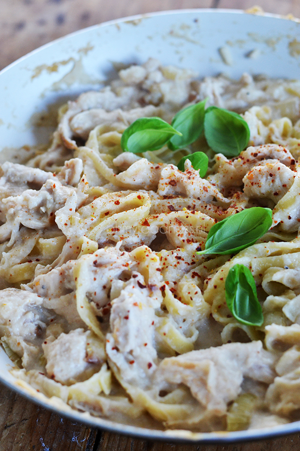 Tagliatelle met bloemkool-roomsaus