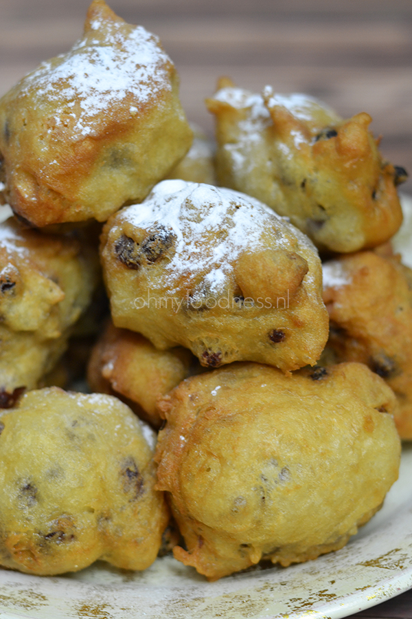 Oliebollen bakken