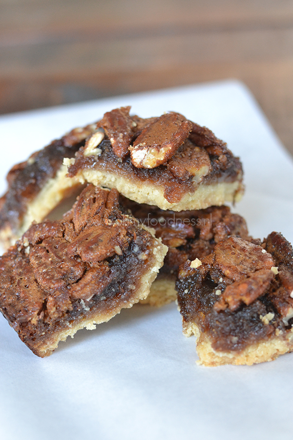 Pecan Pie Bars