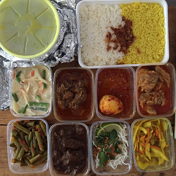 Indonesische rijsttafel