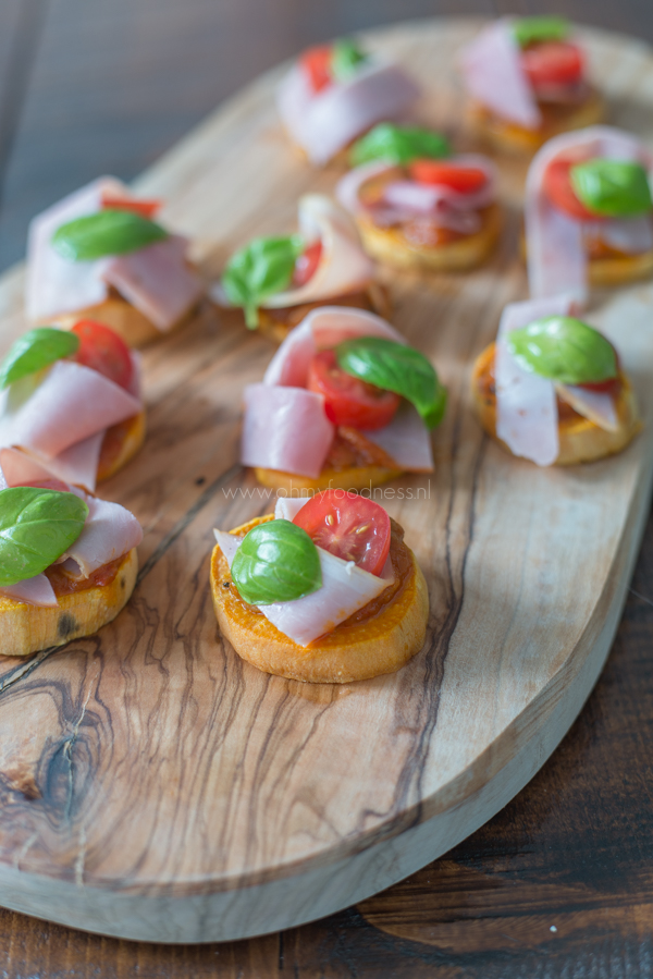 Zoete Aardappel bruschetta's