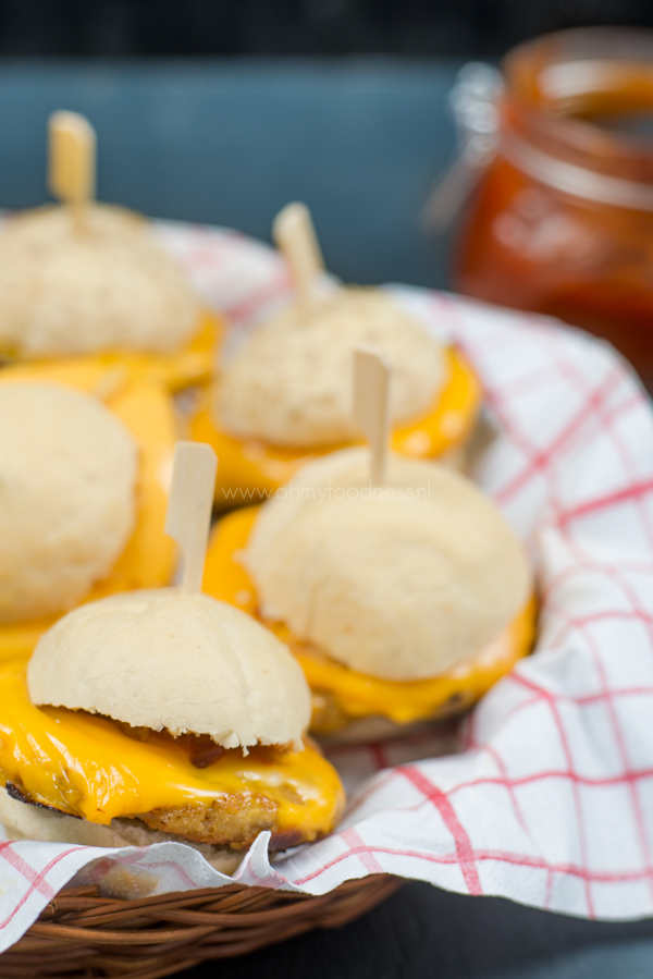 Kipsliders met cheddar