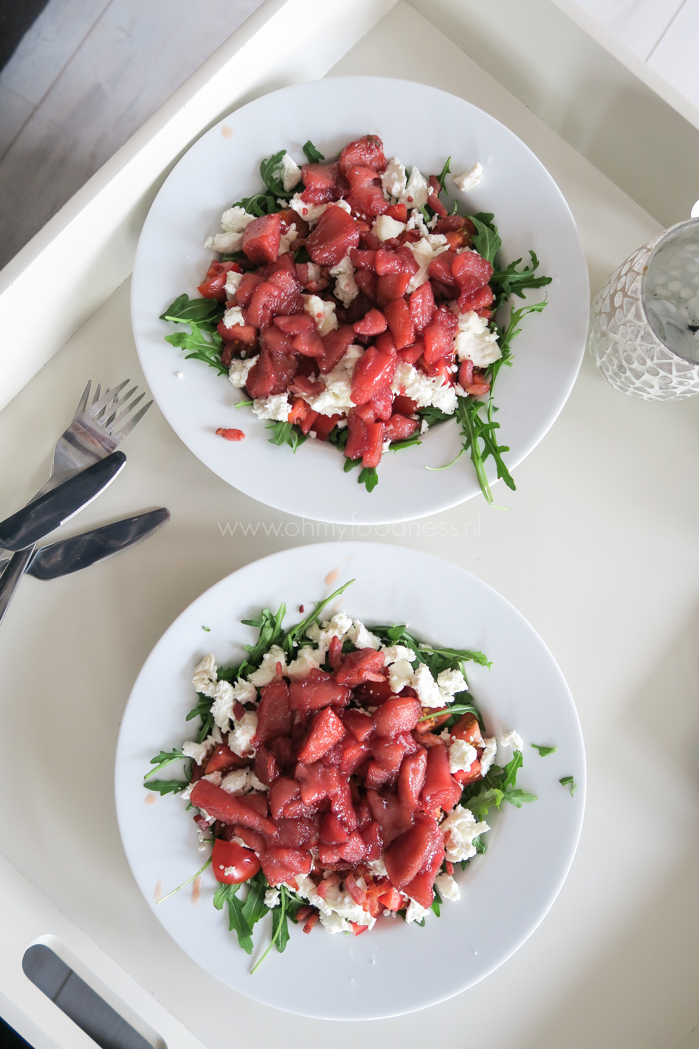 Stoofperensalade met geitenkaas en spek