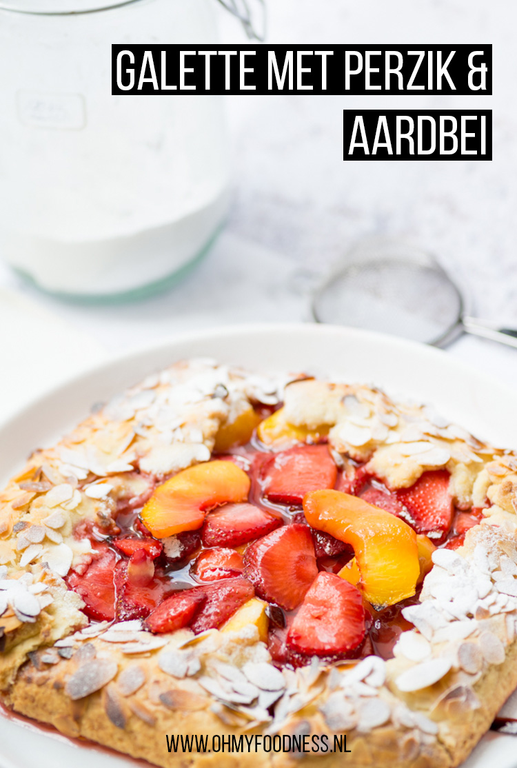 Galette met perzik en aardbei