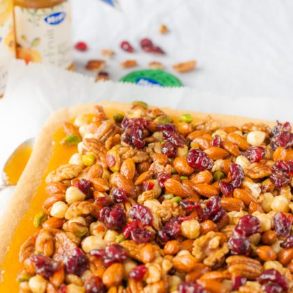 Noten plaatkoek met abrikozen