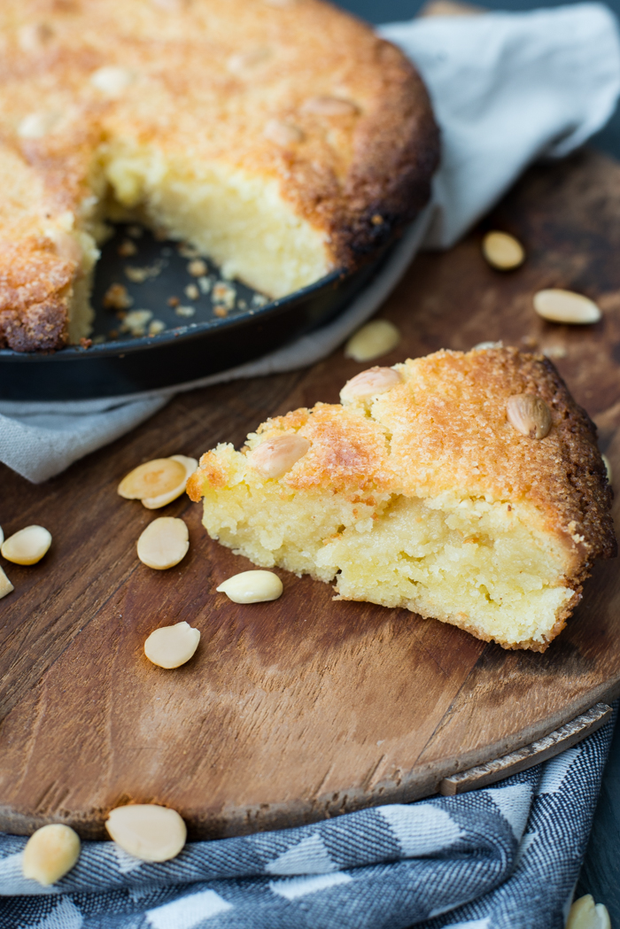 Boterkoek met amandelspijs-vulling