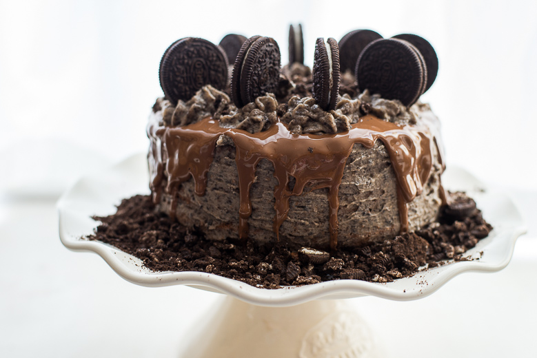 Oreo Dripcake