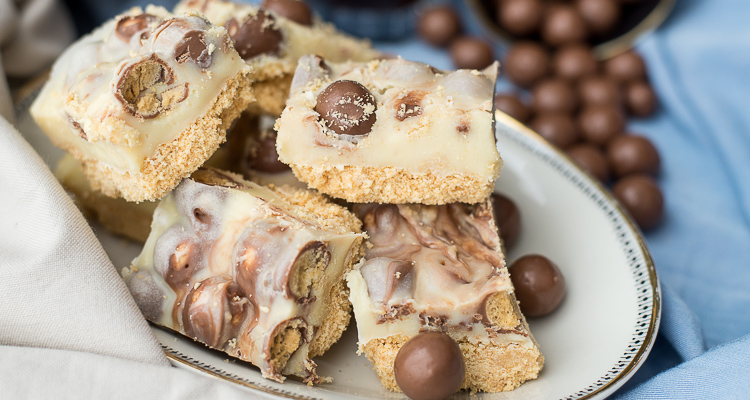 Kokosfudge met Malteser's
