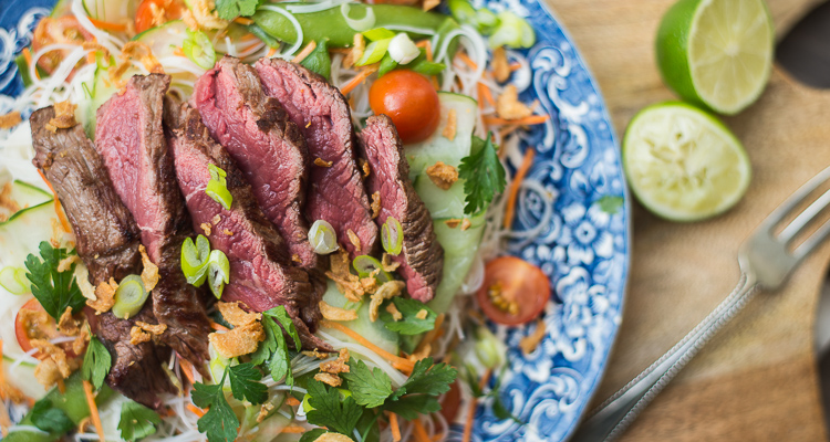 Aziatische biefstuksalade