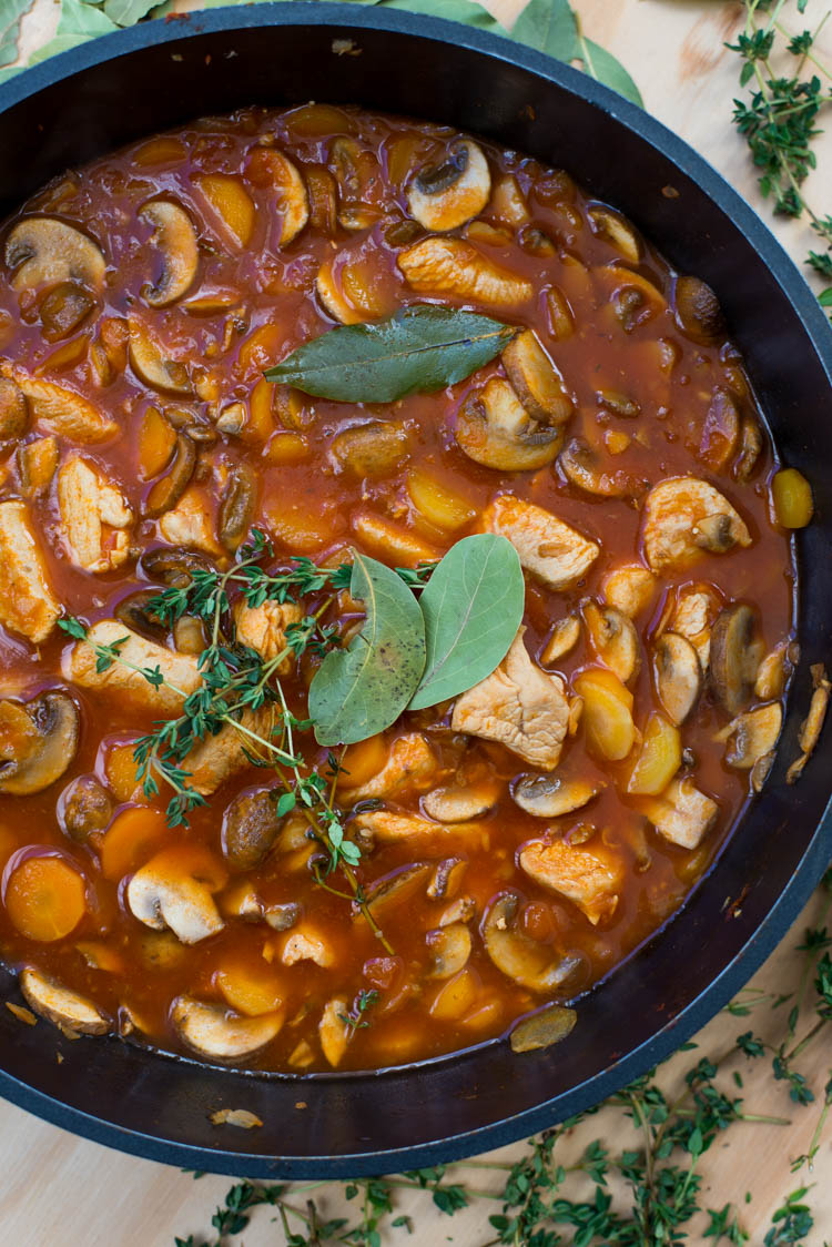 Kalkoenstoofpotje met champignons en wortel