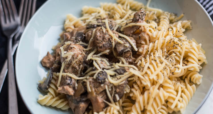 Kip Stroganoff uit de slowcooker