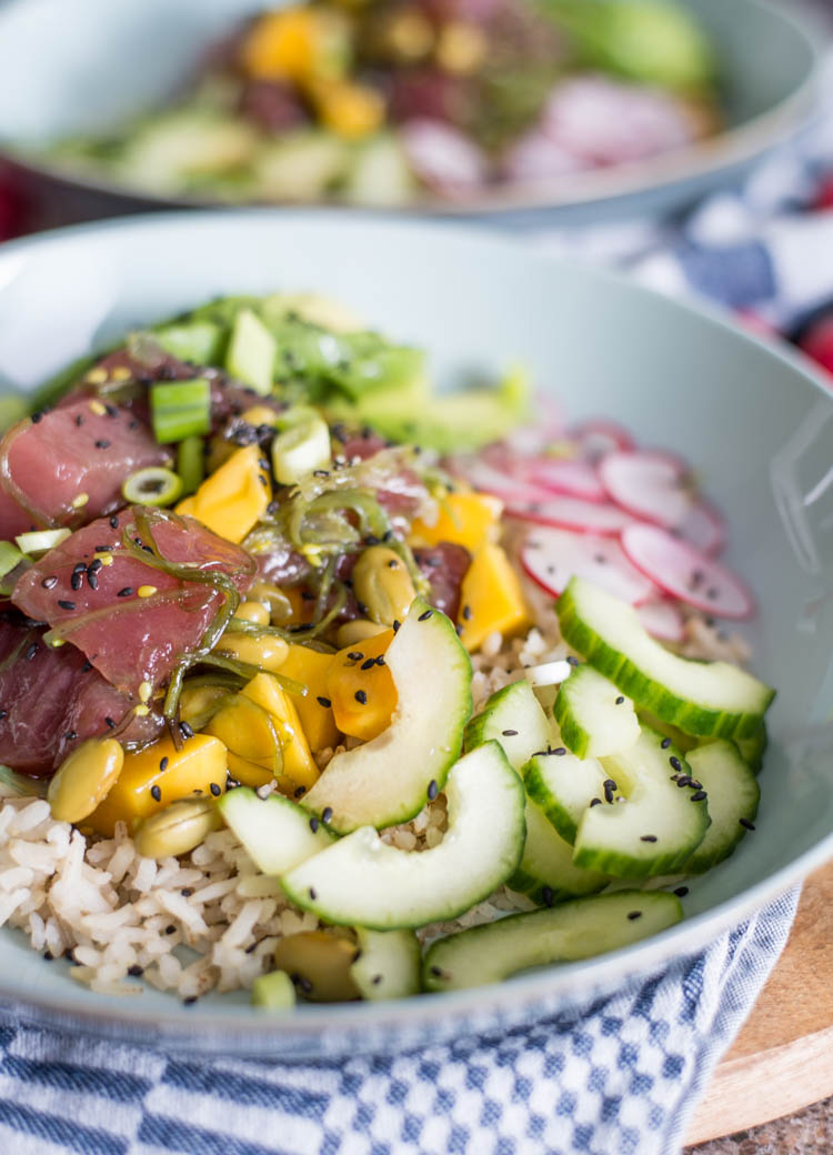 Pokebowl met tonijn en mango