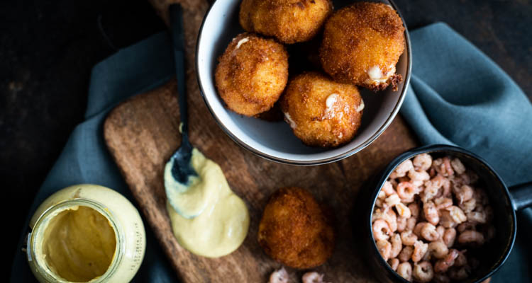 Garnalenbitterballen