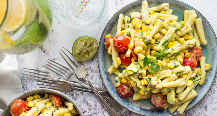 Avocado pastasalade