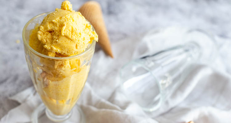 Mango-ijs