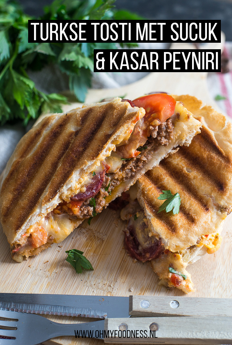 Turkse tosti met sucuk en kasar peyniri