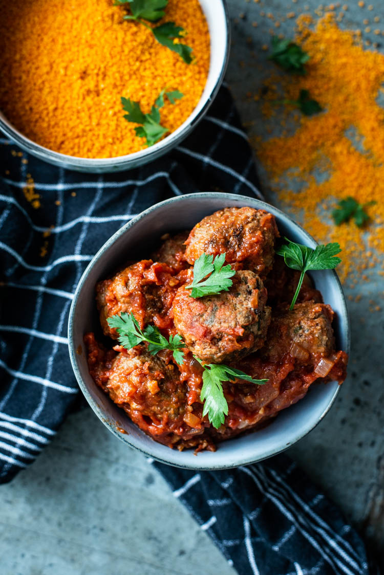 Marokkaanse gehaktballetjes in tomatensaus