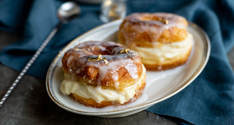 Gin & Tonic Cronuts