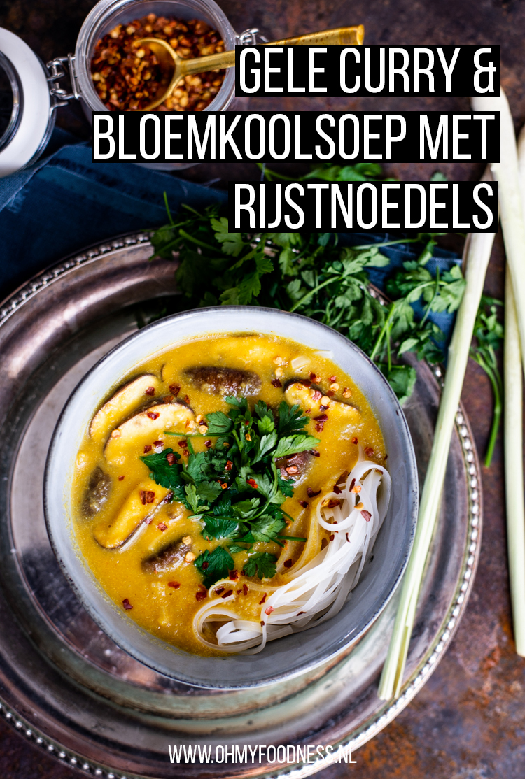 Gele curry & bloemkoolsoep met rijstnoedels