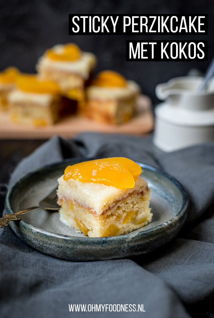 Sticky perzikcake met kokos