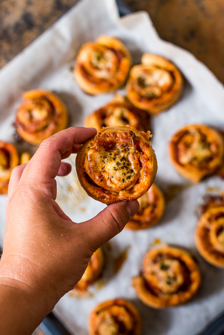 Pepperoni pizzarolls