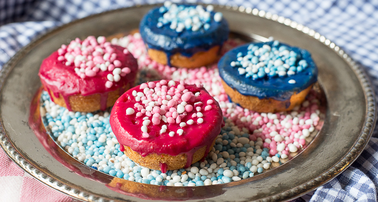 Blauwe/roze koeken met muisjes