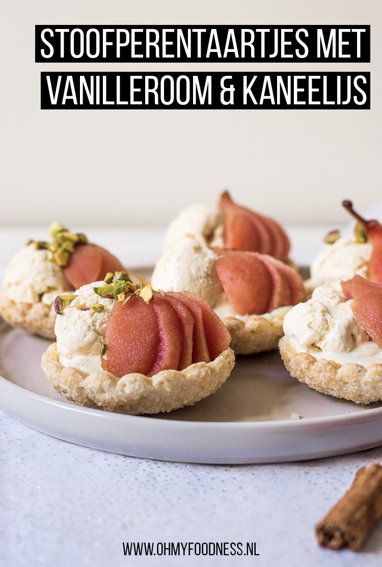 Stoofperentaartjes met vanilleroom en kaneelijs