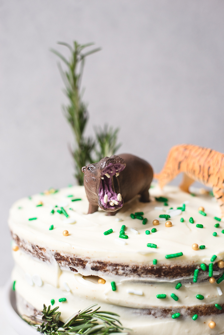 Jungletaart (naked carrotcake)