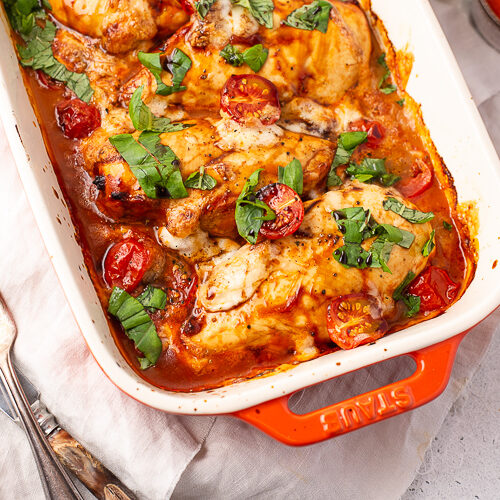Balsamicokip met mozzarella en cherrytomaatjes